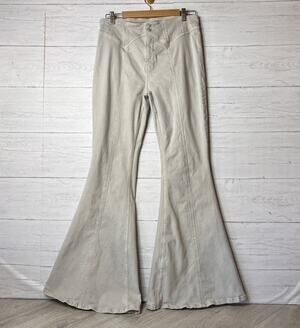 Shyanne Jeans Womens Size 32 Reg Tan Moonstruck High Rise Super Flare Pull On
